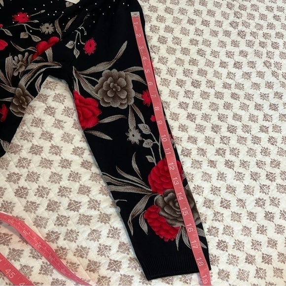 NWT Emily Daniels Lightweight 3/4 Sleeve Embellished Black Sweater Petite Small - Picture 10 of 12